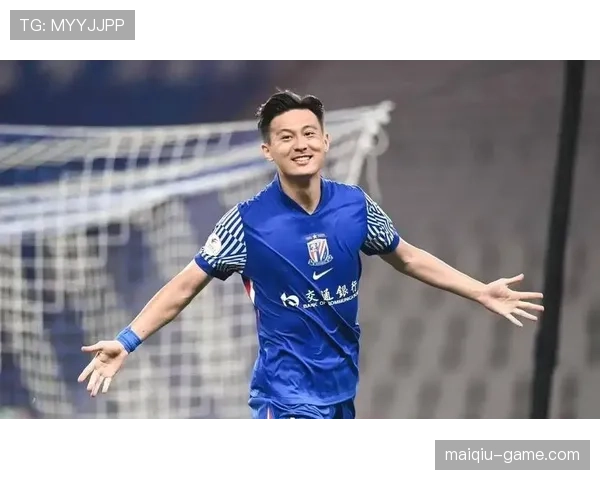 听说蒋圣龙连球鞋都定制成家族徽章了，这档次也太隐形炫富了吧？